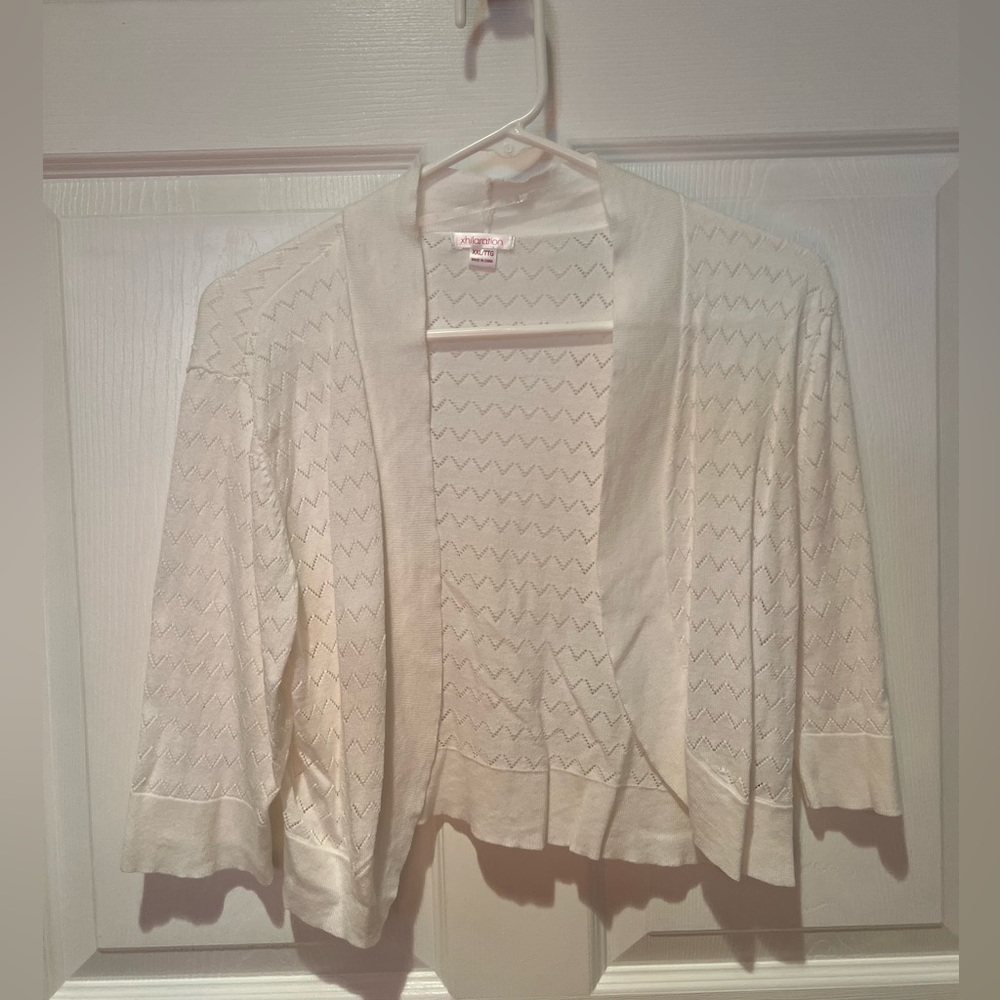 Xhilaration ladies crop sweater